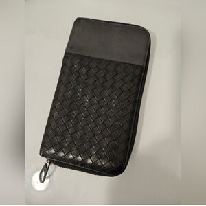 Bottega Veneta Woven Leather Zipper Wallet